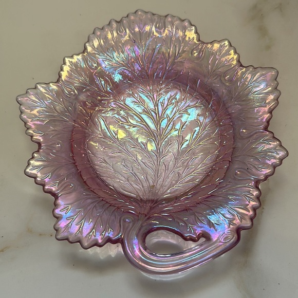 vintage Fenton Iridized Empress Rose leaf plate. - Picture 3 of 7